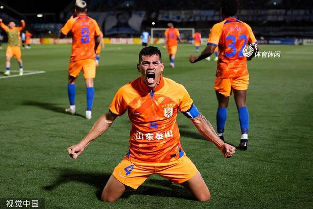 鹿岛鹿角主场优势明显，球迷期待逆转奇迹的简单介绍
