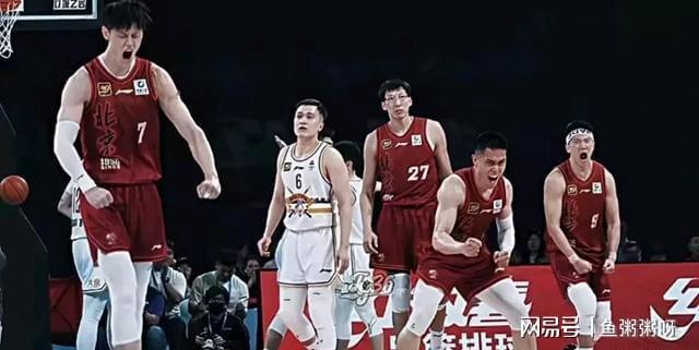 北京男篮对阵大连队，全队备战意志坚定的简单介绍