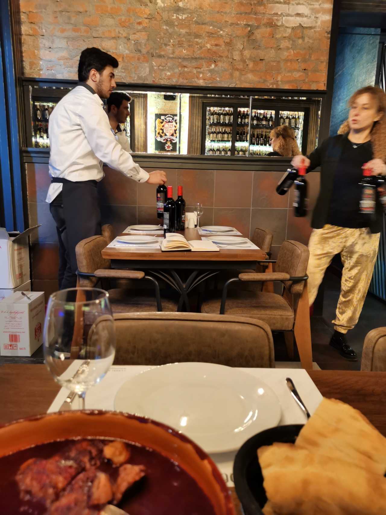 格鲁吉亚女足面对哈萨克斯坦队的激战