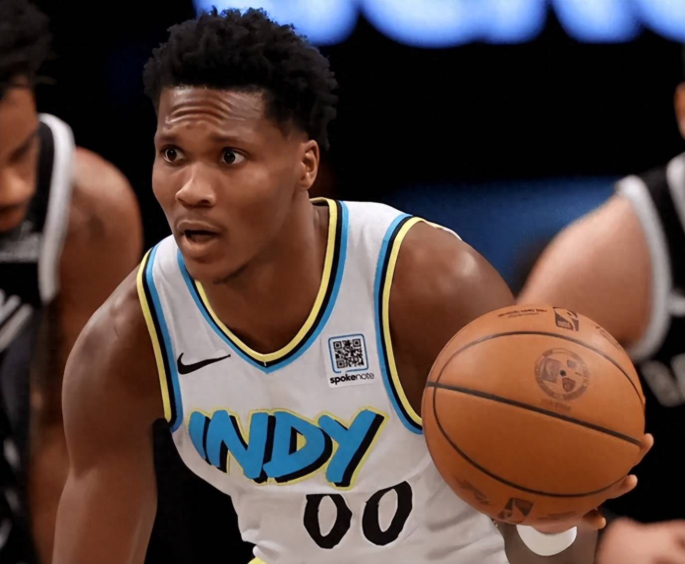 爱游戏体育入口-NBA东西部球队全面展开激烈争夺赛